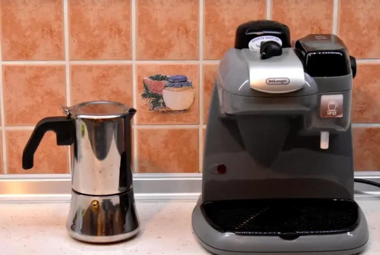 Moka Pot vs Espresso Machine: Which one is the better?