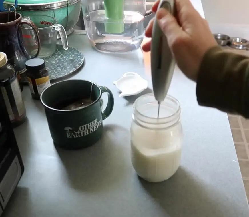 use of handheld milk frother